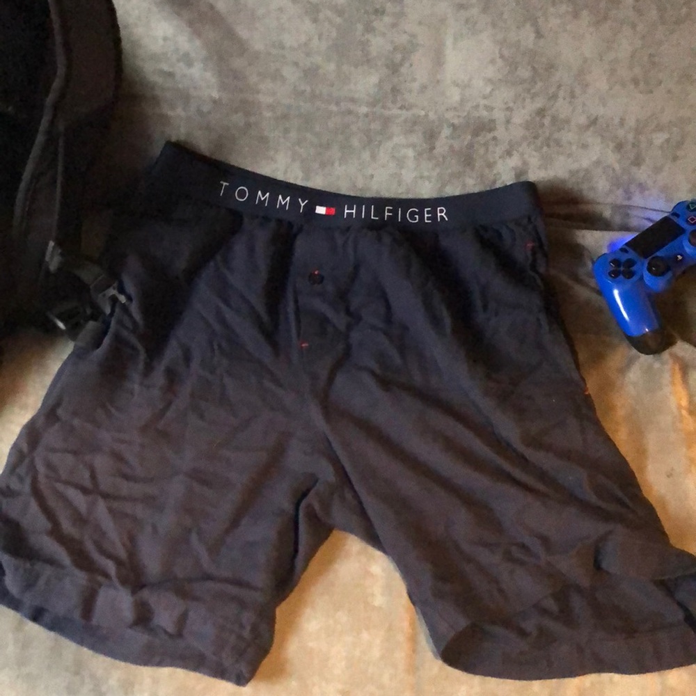 Retro Tommy Hilfiger shorts